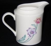 Lenox ISLE ROYALE #7877 CREAMER